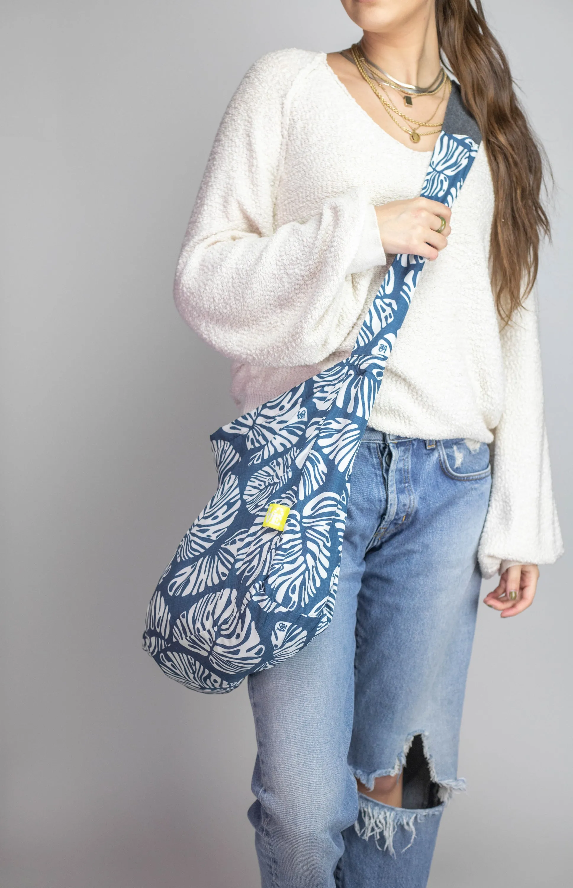 Crossbody Stash It Tote Bag  -  Turtle Bay (with extra long strap)