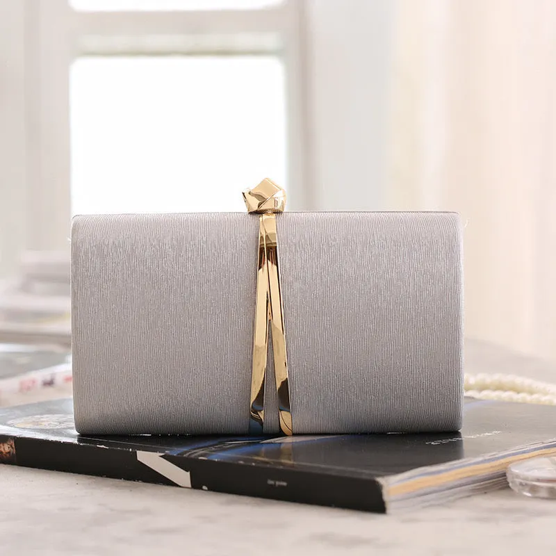 Elegant After Dark: The Must-Have Evening Clutch