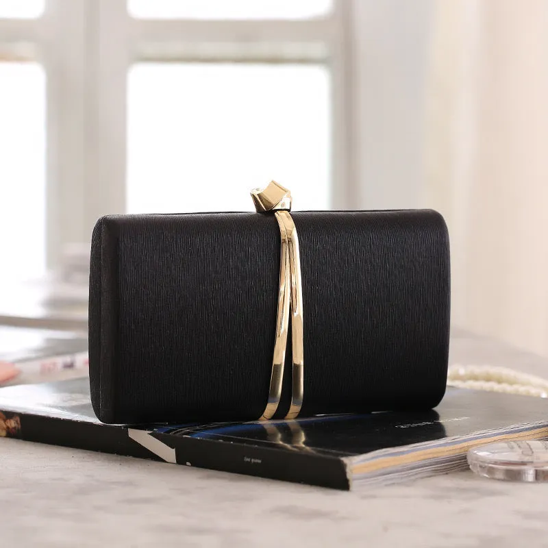 Elegant After Dark: The Must-Have Evening Clutch