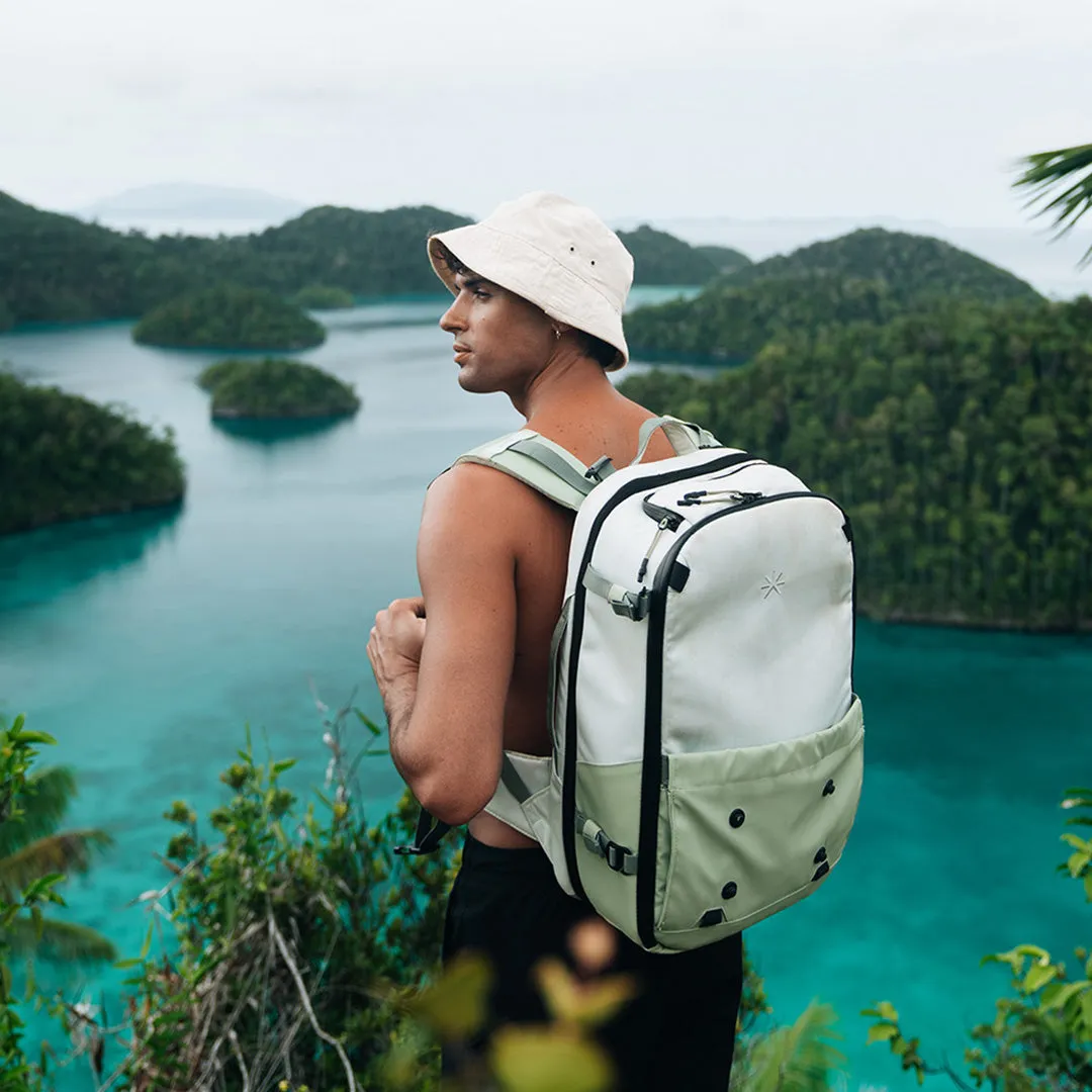 Hive Backpack Swamp Green